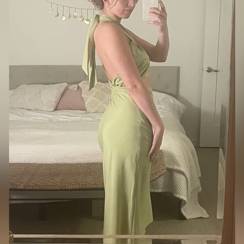 Crossover Convertible Halter Dress in Chartreuse/Lime Green/Light Olive M